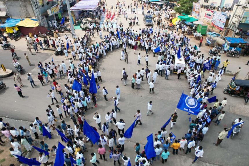 ಒಳ ಮೀಸಲಾತಿ ಜಾರಿಗೆ ಒತ್ತಾಯಿಸಿ ಲಿಂಗಸುಗೂರ ಬಂದ್, ಬೃಹತ್ ಪ್ರತಿಭಟನೆ, 