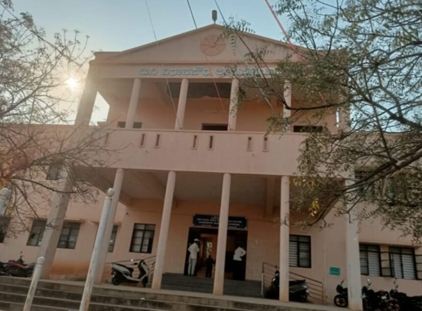 ತಹಸೀಲ್ ಕಛೇರಿಯಲ್ಲಿ 1,87ಕೋಟಿ ಹಣ ವರ್ಗಾವಣೆಘಟನೆ, ಕ್ರಮ ಯಾವಾಗ?