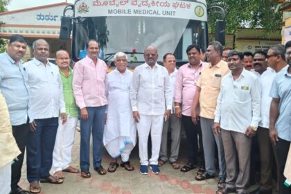 ಸಂಚಾರಿ ವೈದ್ಯಕೀಯ ಚಿಕಿತ್ಸಾ ವಾಹನ ಘಟಕಕ್ಕೆ ಶಾಸಕ ಮಾನಪ್ಪ ವಜ್ಜಲ್ ಚಾಲನೆ ಗ್ರಾಮೀಣರ ಮನೆಬಾಗಿಲಿಗೆ ಆರೋಗ್ಯಸೇವೆ,