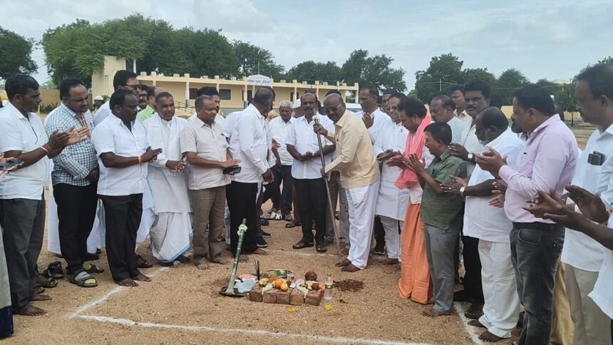 ಖಾಸಗಿ ಶಾಲೆಗಳಿಗೆ ಸ್ಪರ್ಧಾತ್ಮಕವಾಗಿ ಸರಕಾರಿ ಶಾಲೆಗಳು ಬೆಳೆಯಬೇಕು-ವಜ್ಜಲ್