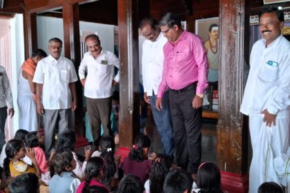 ಕರಡಕಲ್:ನಾಗರಪಂಚಮಿಯಂದು ಮಕ್ಕಳಿಗೆ ಹಾಲುನೀಡಿ ಹಬ್ಬ ಆಚರಣೆ