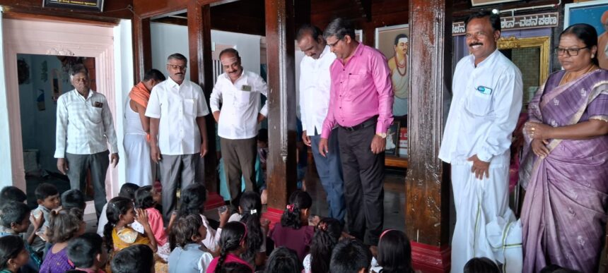 ಕರಡಕಲ್:ನಾಗರಪಂಚಮಿಯಂದು ಮಕ್ಕಳಿಗೆ ಹಾಲುನೀಡಿ ಹಬ್ಬ ಆಚರಣೆ