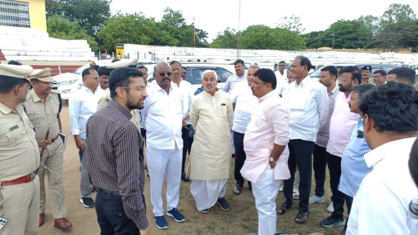 ಮುಖ್ಯಮಂತ್ರಿಗಳ ಕಾರ್ಯಕ್ರಮ ಅಚ್ಚುಕಟ್ಟಾಗಿ ನಡೆಯಲಿ: ಚಿನ್ನದ ಗಣಿ ಕಂಪನಿ ನಿಯಮಿತದ ಅಧ್ಯಕ್ಷ ಜೆ.ಟಿ.ಪಾಟೀಲ್