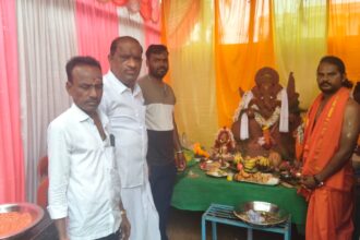 ಪರಿಸರ ಸ್ನೇಹಿ ಮಣ್ಣಿನ ಗಣೇಶನ ಪ್ರತಿಷ್ಠಾಪಿಸಿ ಮಾದರಿಯಾಗಿ ಮೆರೆದ ಲಕ್ಷ್ಮೀ ಯುವಕ ಸಂಘ