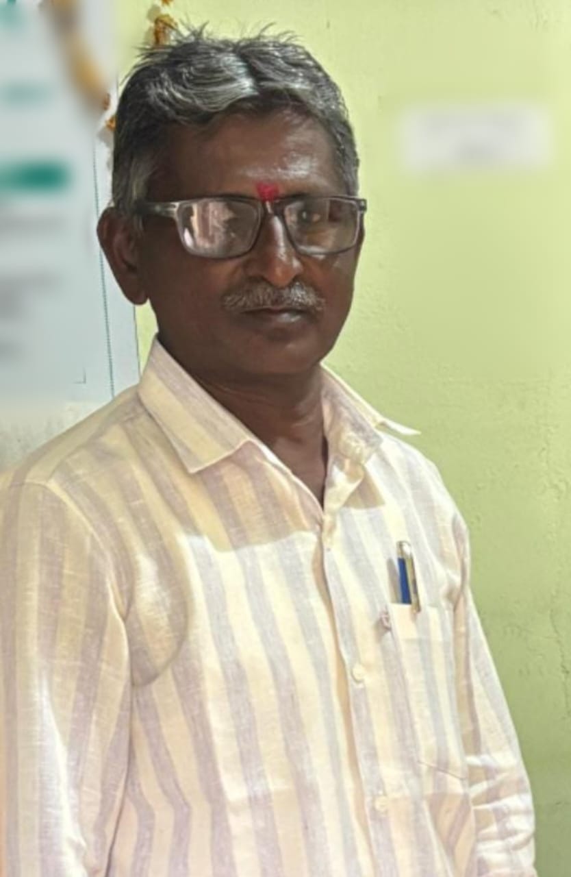 ರೋಡಲಬಂಡ(ಯುಕೆಪಿ): ಬಿಲ್ ಕಲೆಕ್ಟರ್ ಭಾಸ್ಕರನೆ ಭಾಸ್, ವಸೂಲಿಹಣ ಖಾತೆಗೆ ಜಮೆ ಇಲ್ಲ!!, ವಸತಿ ಮನೆ ನೀಡಲು ವಸೂಲಿ ಕರಾಮತ್, ಲಕ್ಷಾಂತರ ಹಣ ದುರ್ಬಳಕೆ ಆರೋಪ,!!!? ರೋಡಲಬಂಡ(ಯುಕೆಪಿ): ಬಿಲ್ ಕಲೆಕ್ಟರ್ ಭಾಸ್ಕರನೆ ಭಾಸ್, ವಸೂಲಿಹಣ ಖಾತೆಗೆ ಜಮೆ ಇಲ್ಲ!!, ವಸತಿ ಮನೆ ನೀಡಲು ವಸೂಲಿ ಕರಾಮತ್, ಲಕ್ಷಾಂತರ ಹಣ ದುರ್ಬಳಕೆ ಆರೋಪ,!!!?