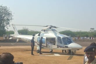 ಹಾದಿ ತಪ್ಪಿದ ಸಿಎಂ ಸಿದ್ದರಾಮಯ್ಯ ಪ್ರಯಾಣಿಸುವ ಎಲಿಕ್ಯಾಪ್ಟರ್, ಅಧಿಕಾರಿಗಳು ತಬ್ಬಿಬ್ಬು!!