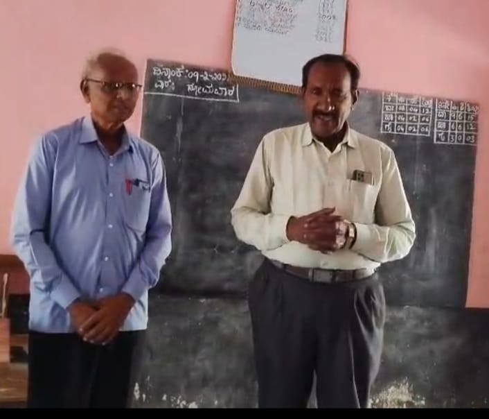 ಇಂಥವರು ಇರುತ್ತಾರೆ:: ಲಕ್ಷಾಂತರ ಬೆಲೆಬಾಳುವ ಭೂಮಿ ಶಾಲೆಗೆ ದಾನ, ವೇತನವಿಲ್ಲದೆ ಮಕ್ಕಳಿಗೆ ಪಾಠ ಮಾಡುವ ಶಿಕ್ಷಕ ಬಸವರಾಜ ಮಾಲಿಪಾಟೀಲ್