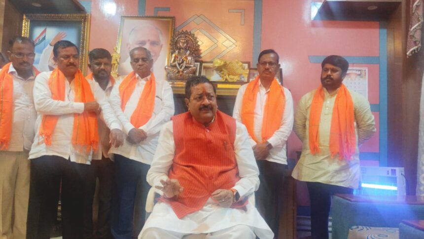 ಉಪಚುನಾವಣೆ ನಂತರ ಮುಖ್ಯಮಂತ್ರಿ ಬದಲಾವಣೆ ಸುಳಿವು : ಬಸನಗೌಡ ಯತ್ನಾಳ ಉಪಚುನಾವಣೆ ನಂತರ ಮುಖ್ಯಮಂತ್ರಿ ಬದಲಾವಣೆ ಸುಳಿವು : ಬಸನಗೌಡ ಯತ್ನಾಳ